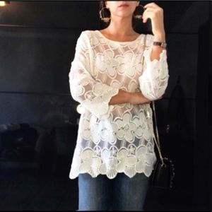 70’s vibes~ cream floral oversized blouse